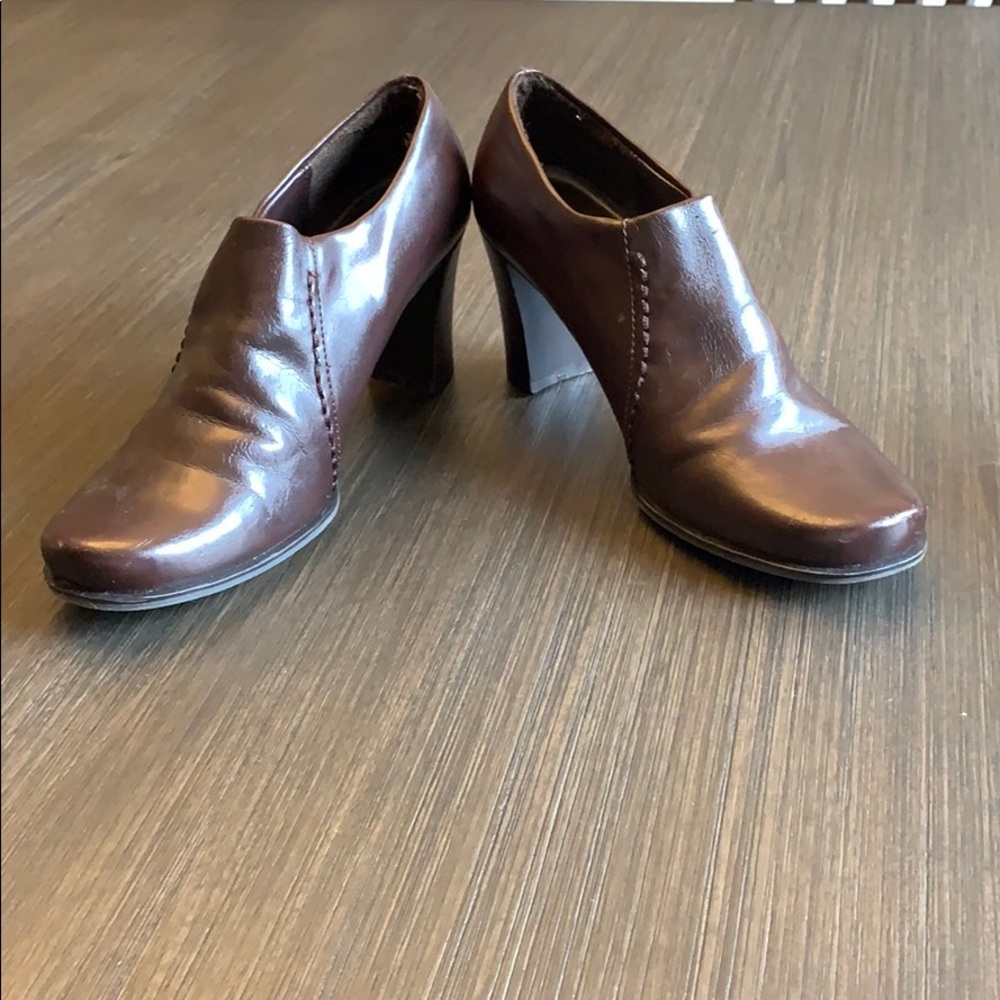 Etienne Aigner “Flirt” Heels Size 7
